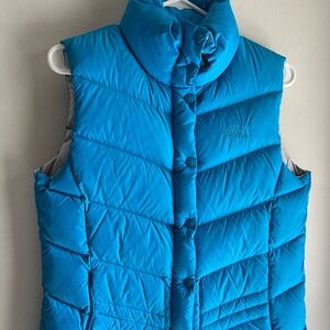The North Face Blue puffer vest 700